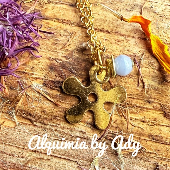 Gold Flower Pendant Necklace angelite - Picture 1 of 1